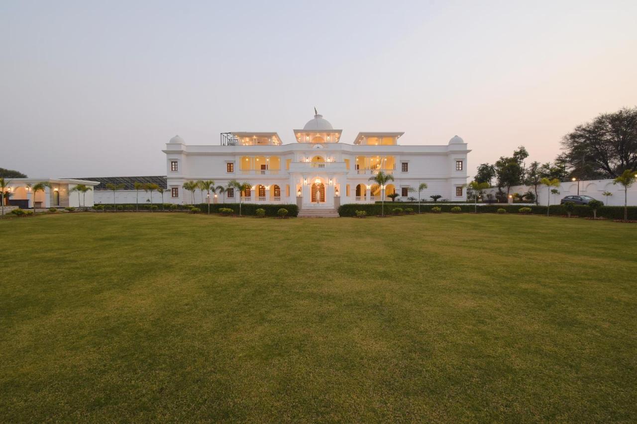 Umaid Farm Resort- A Legancy Vintage Stay In Jaipur Extérieur photo