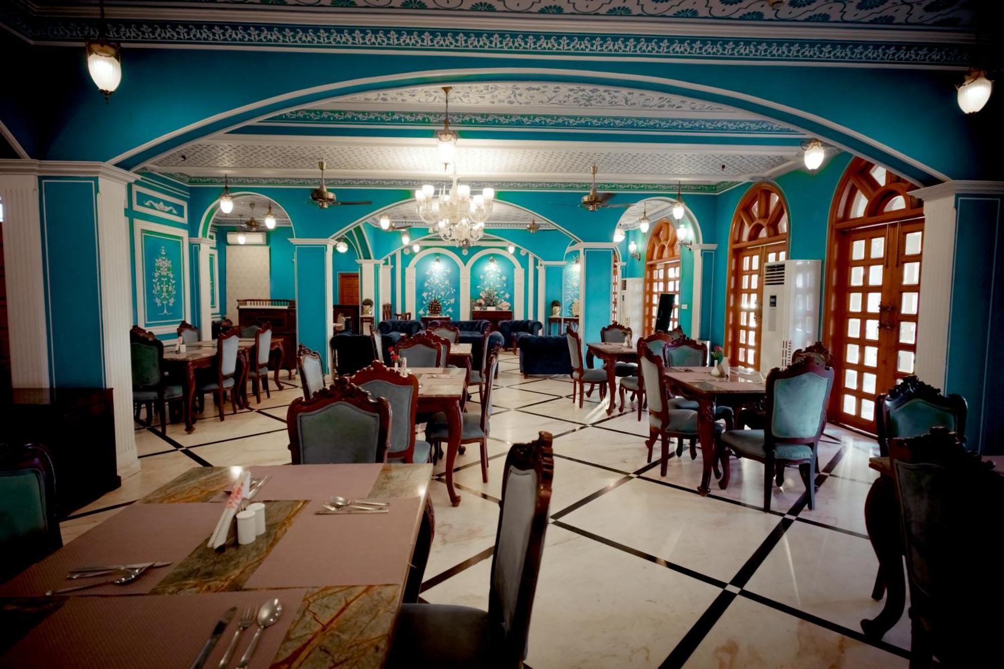 Umaid Farm Resort- A Legancy Vintage Stay In Jaipur Extérieur photo