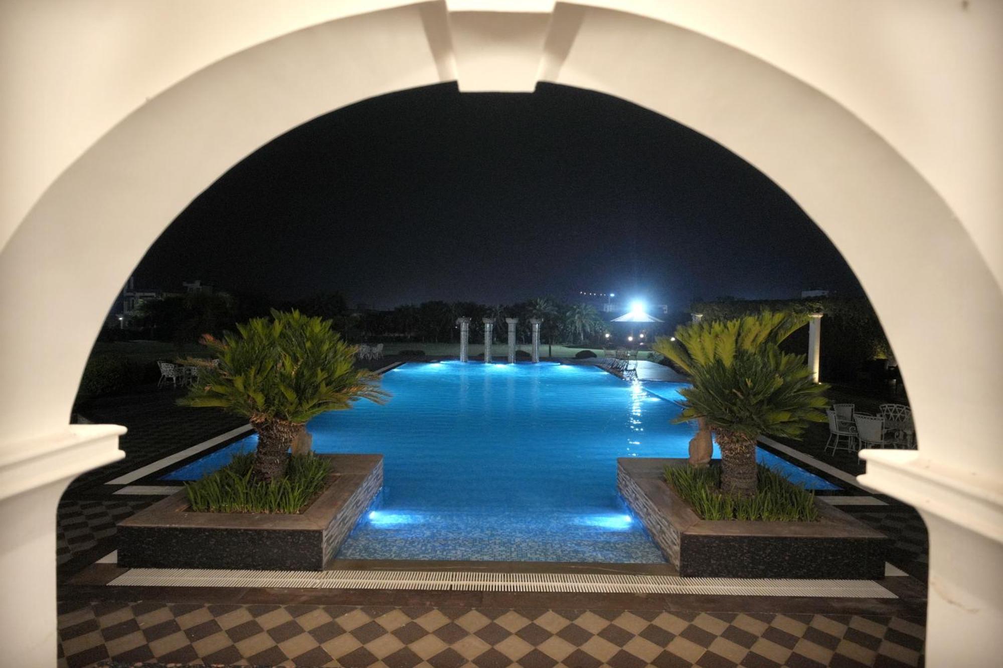Umaid Farm Resort- A Legancy Vintage Stay In Jaipur Extérieur photo