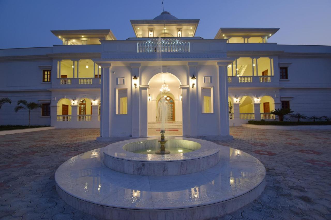 Umaid Farm Resort- A Legancy Vintage Stay In Jaipur Extérieur photo