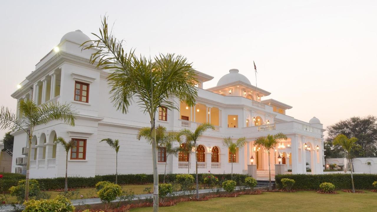 Umaid Farm Resort- A Legancy Vintage Stay In Jaipur Extérieur photo